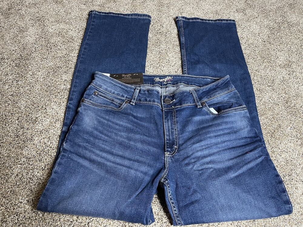 Wrangler Jeans Women’s Size 15 X 34 Long Boot Cut Medium Wash NEW